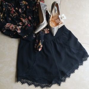 Francescas | black lace dress shorts | M